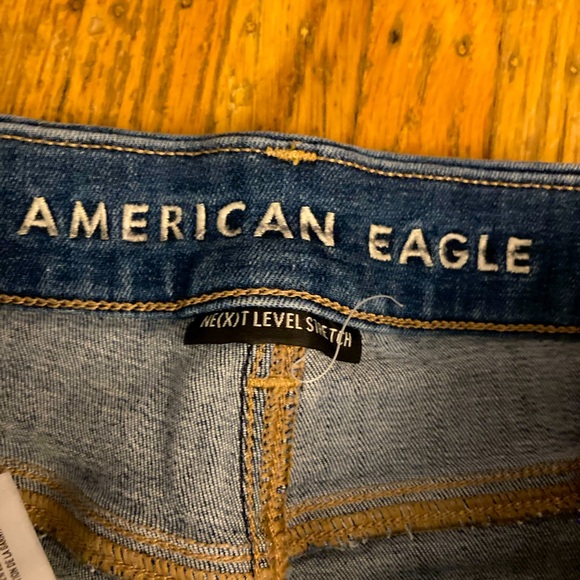 Curvy Hi-Rise Shortie 0 - Picture 3 of 5